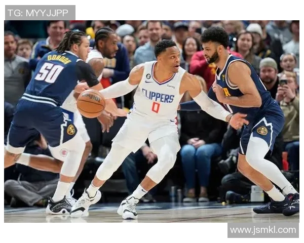 洛杉矶快船挑战丹佛掘金季后赛激战一触即发