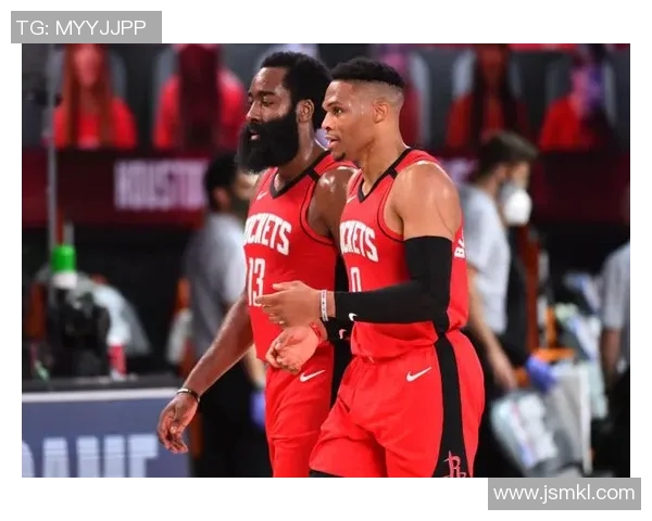 勇士与火箭激战四月二十八日CCTV直播精彩对决解析